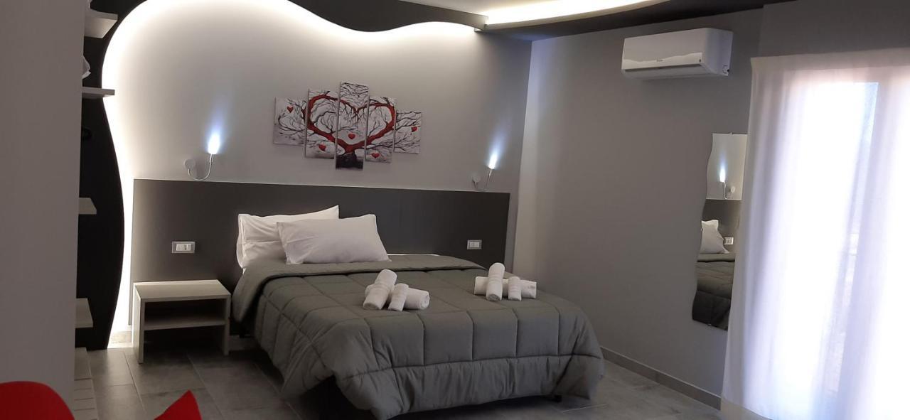 Donjon Suite Centro Storico Castelbuono  Exterior photo